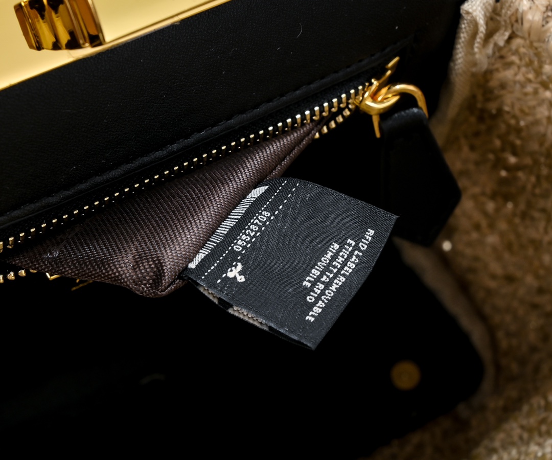 FENDI ekaboo classic handbag 2150