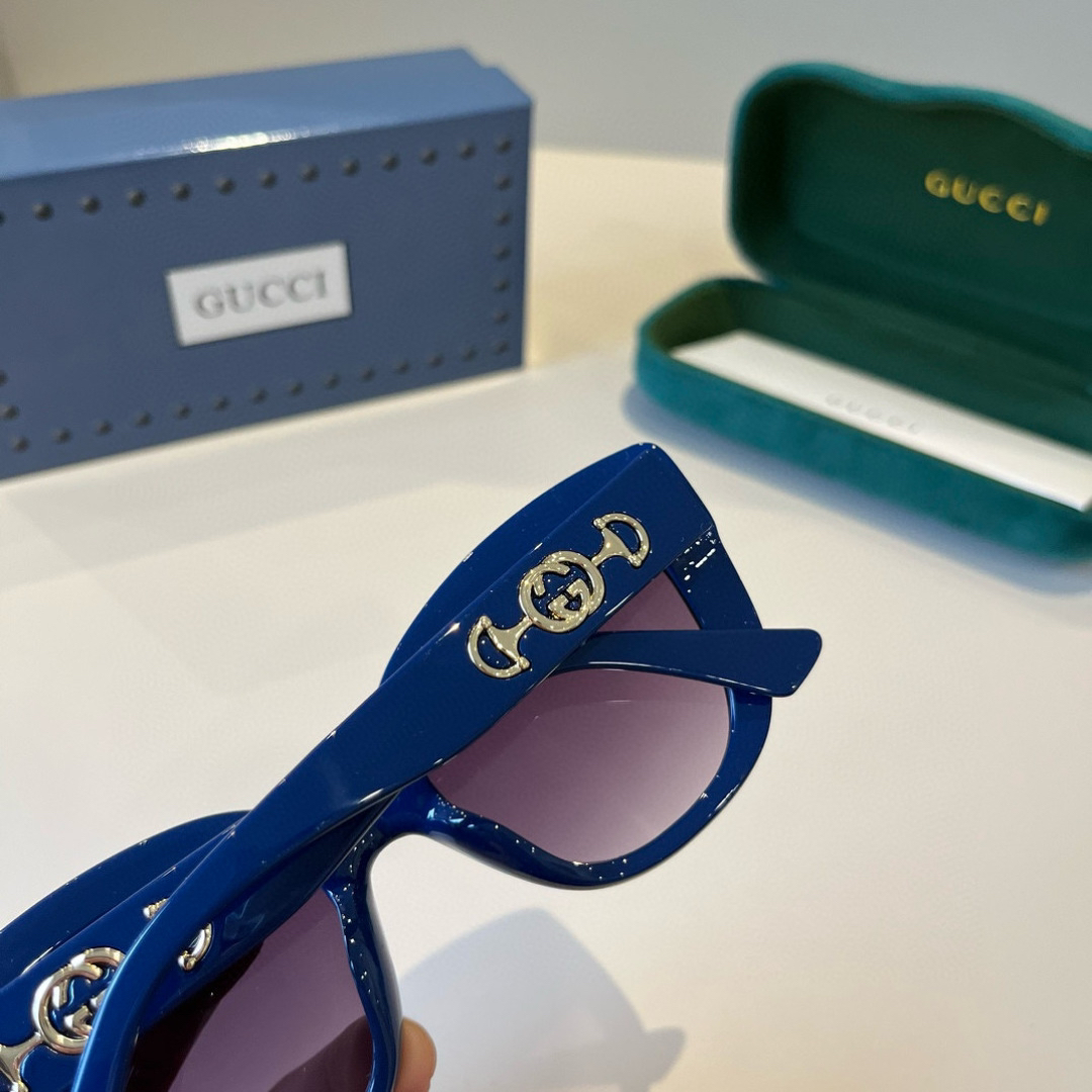 Gucci Round Frame Sunglasses