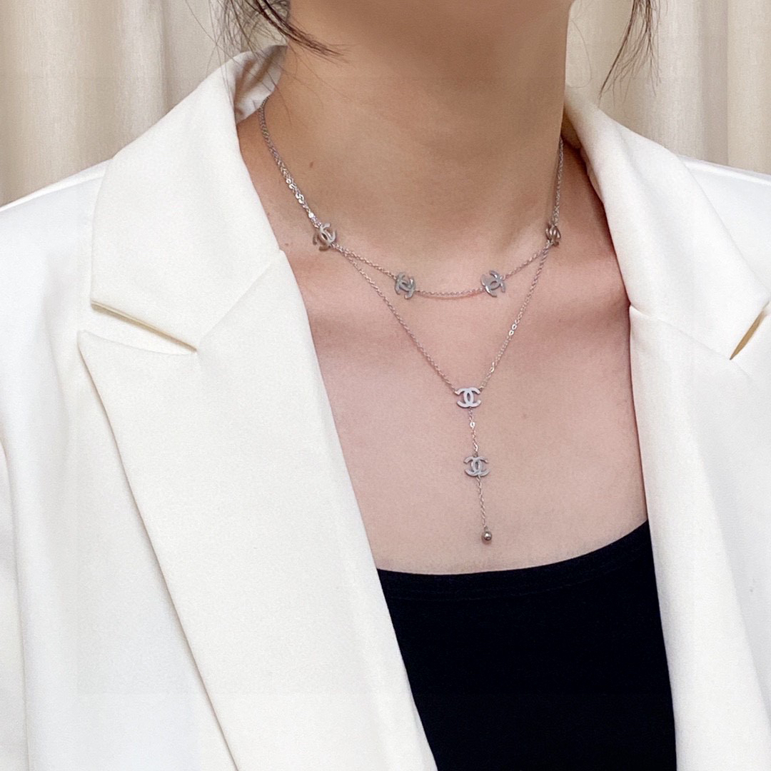 Chanel new double layer necklace