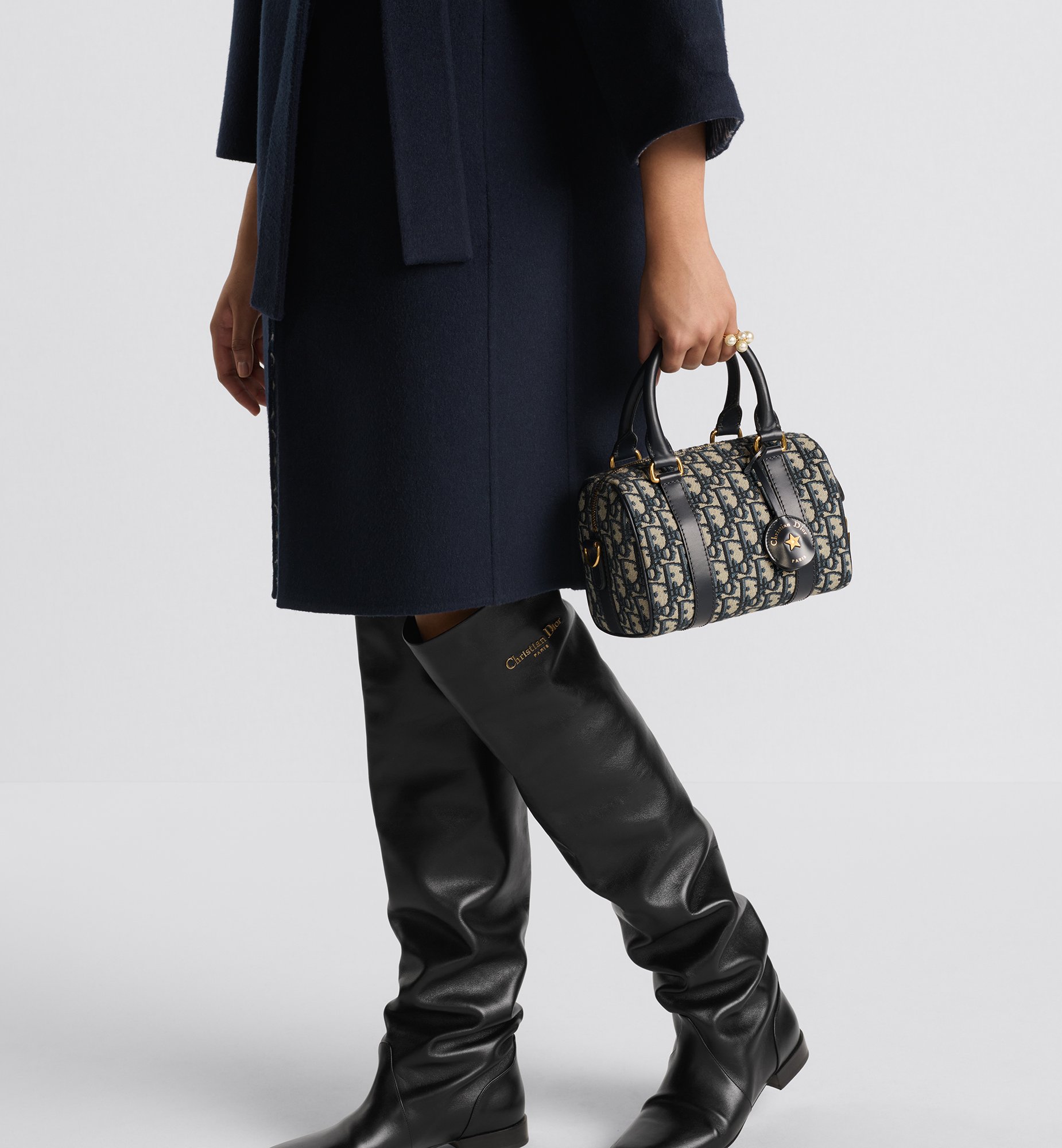 Dior Dior Groove 20 Handbag M1364UTZQ_M928