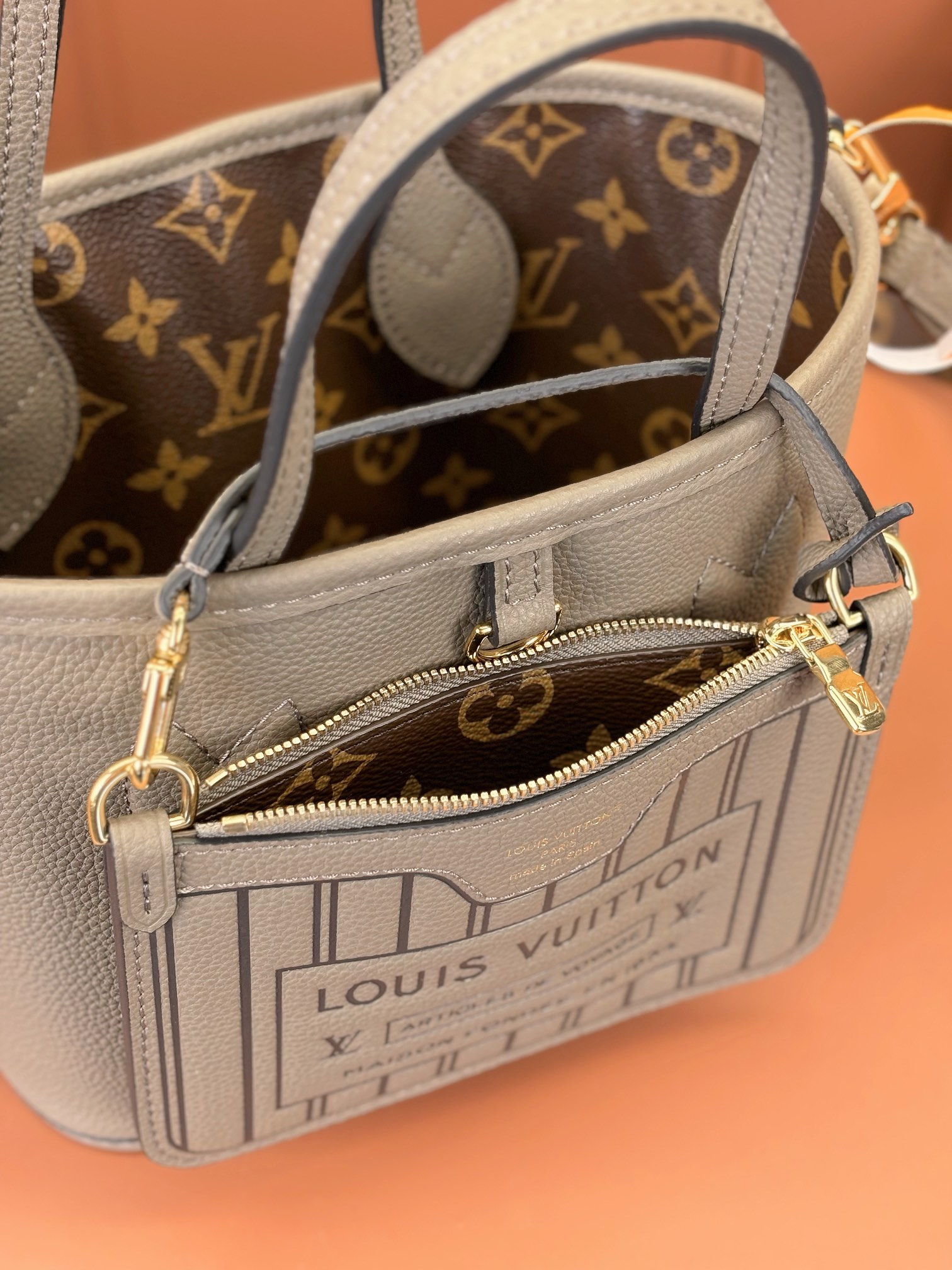 Louis Vuitton NEVERFULL INSIDE OUT BB Bag M12109
