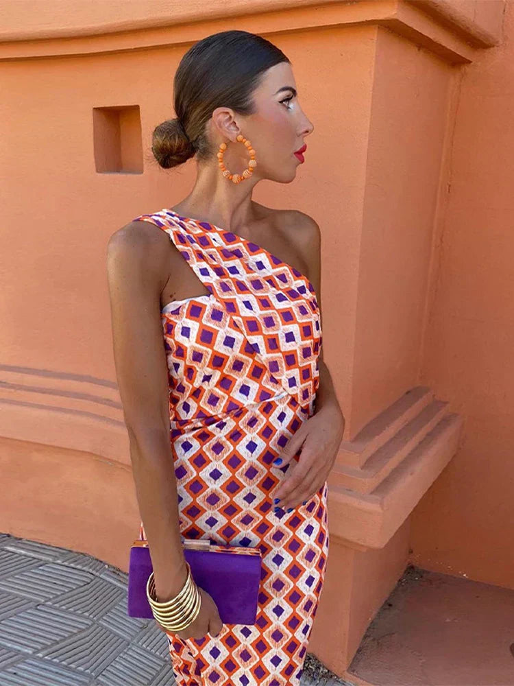 Chic One-Shoulder Evening Dress