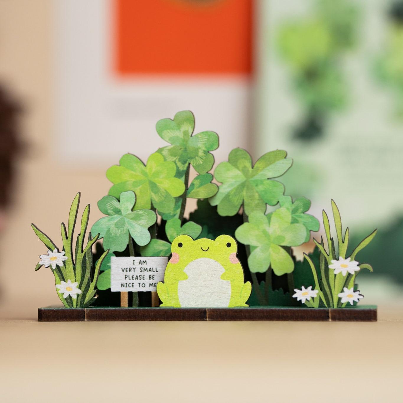 Small Frog Desk Ornament | Best Friend Funny Card
