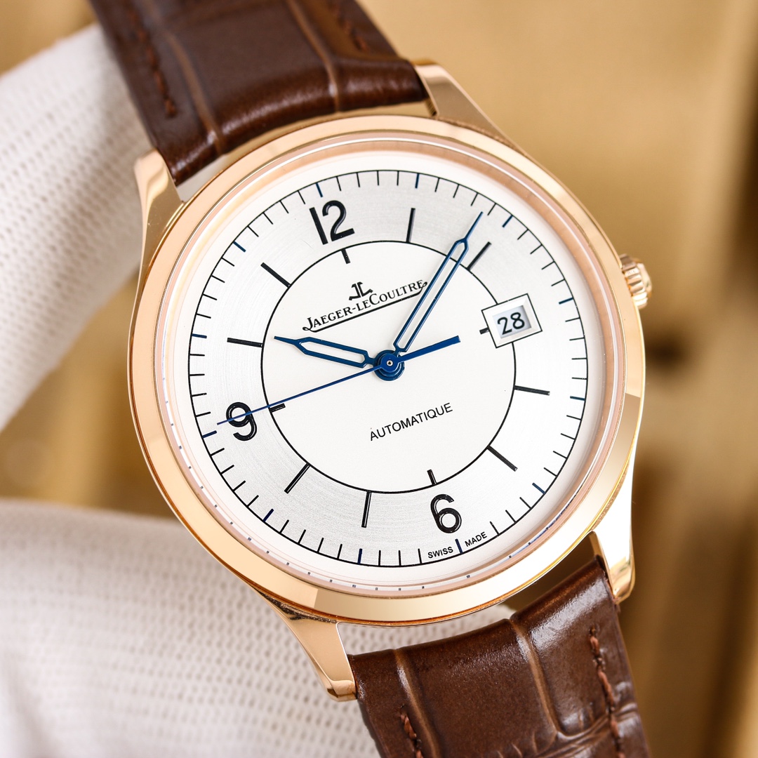 Jaeger-LeCoultre Master Ultra-Thin sector dial