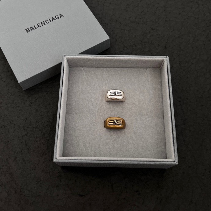 Balenciaga BB Ring