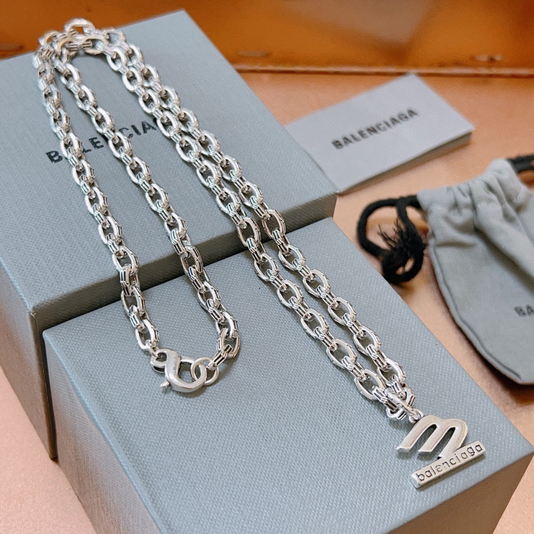 Balenciaga Letter E Chain Necklace