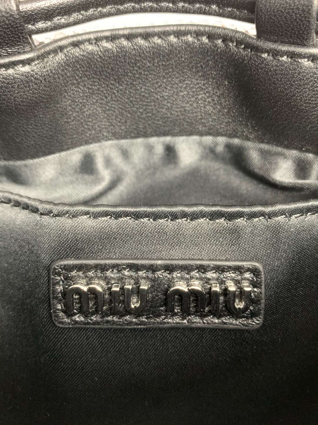Miu Miu Diamond Bucket Bag 5BE090