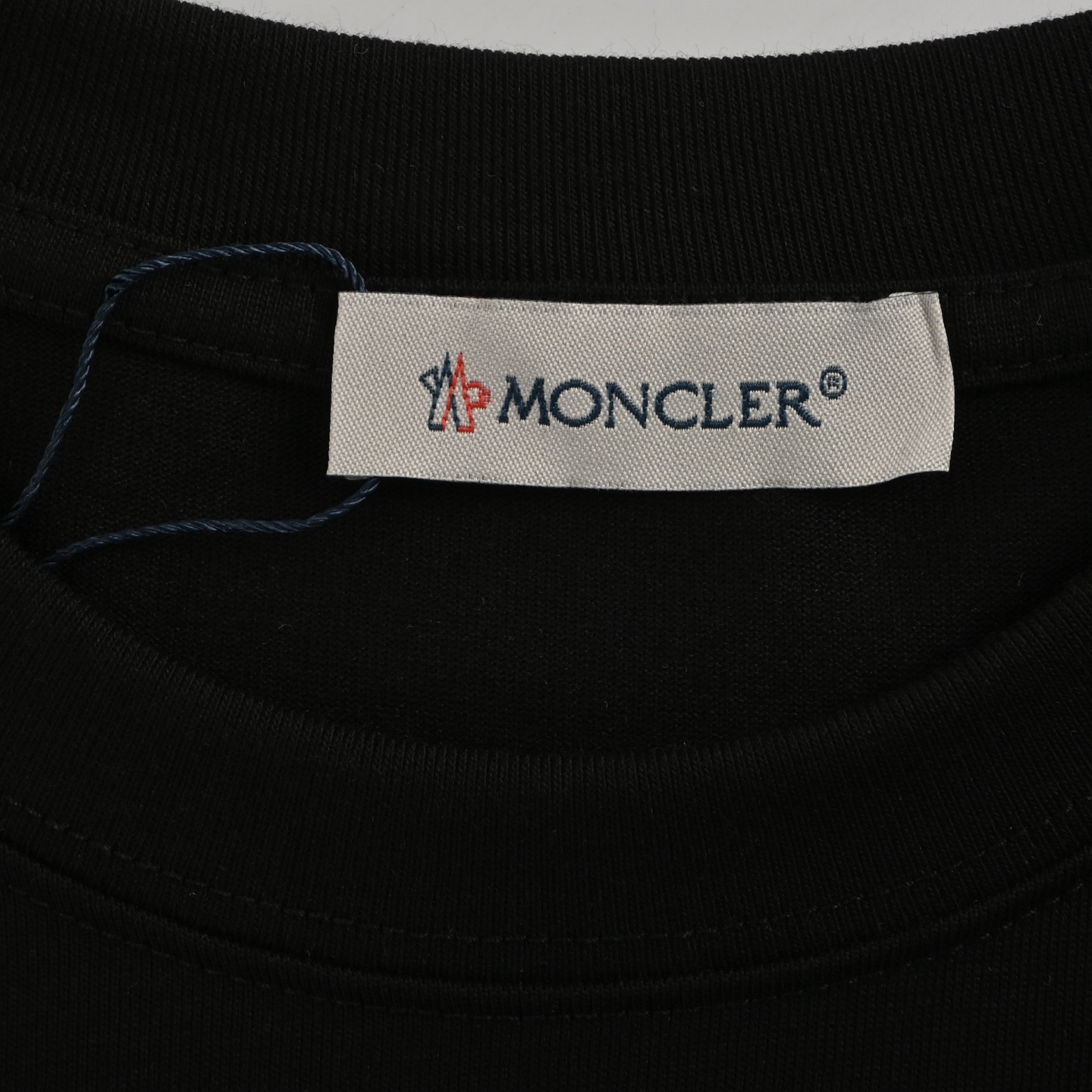 Moncler 25ss laminated logo short sleeves