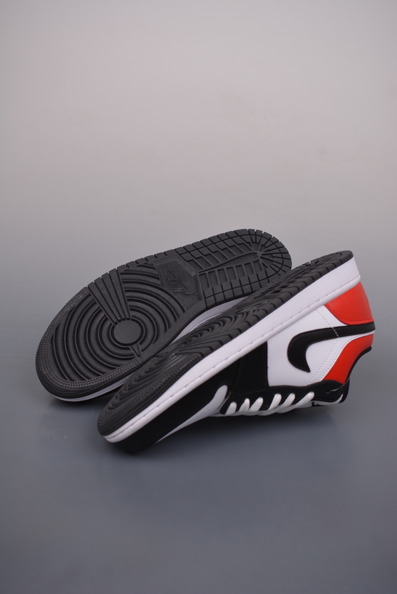 Nike Air Jordan 1 Retro Low OG Howard University Black White Red HQ2993-100