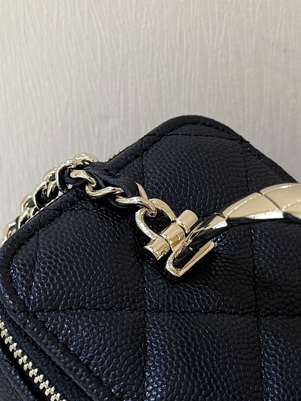 Chanel 25S Spring/Summer Series coco crush handle long box AP4590 00108
