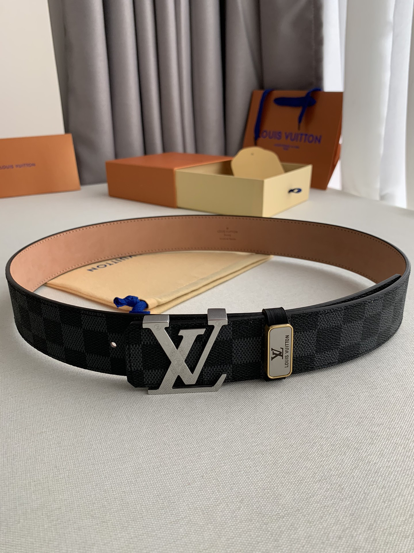 Louis Vuitton Plaid Oldskin Calfskin Men's Belt 3.8CM Width