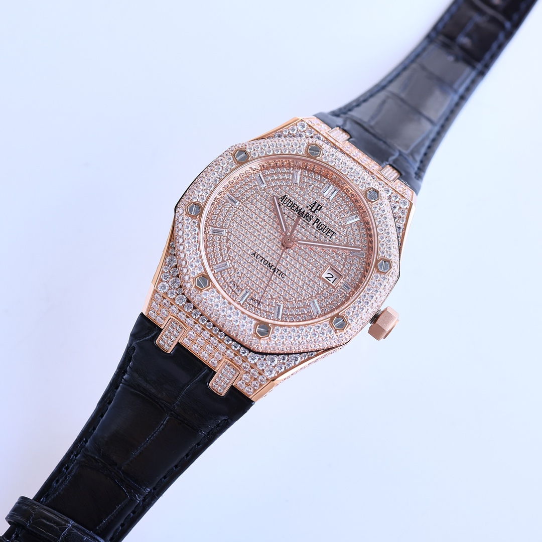 Audemars Piguet Royal Oak Series 15510OR.OO.D002CR.02