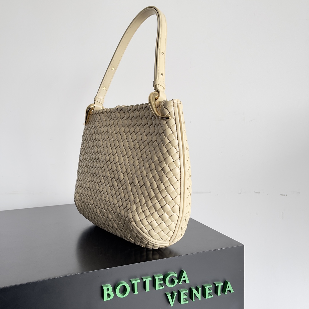 Bottega Veneta Early Spring New ier Large Arc Bag 730969