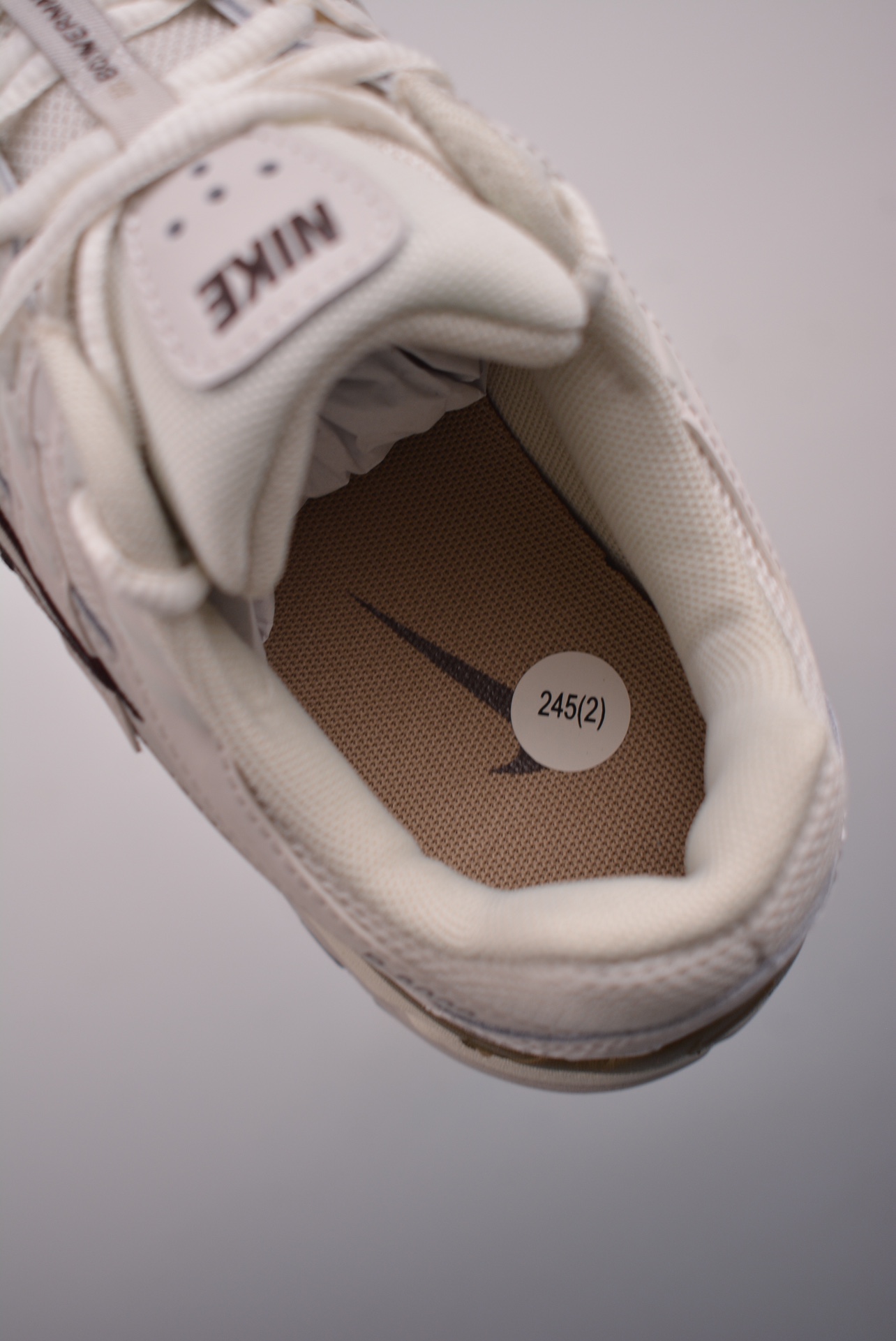 Nike P-6000Bone Sail Phantom