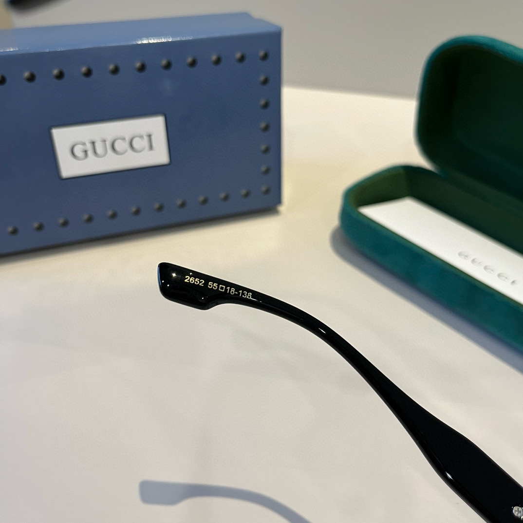 Gucci Square Frame Sunglasses