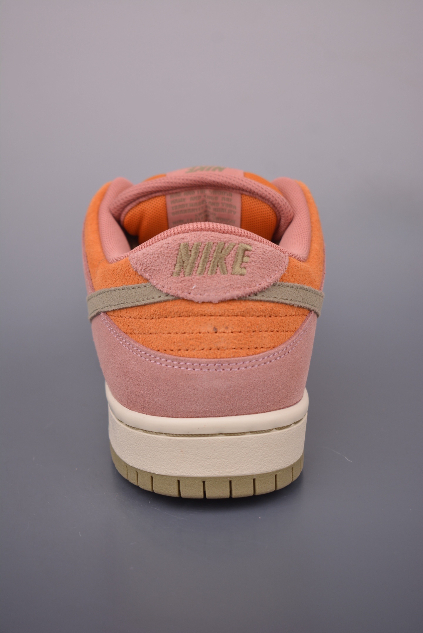 Nike SB Dunk Low 