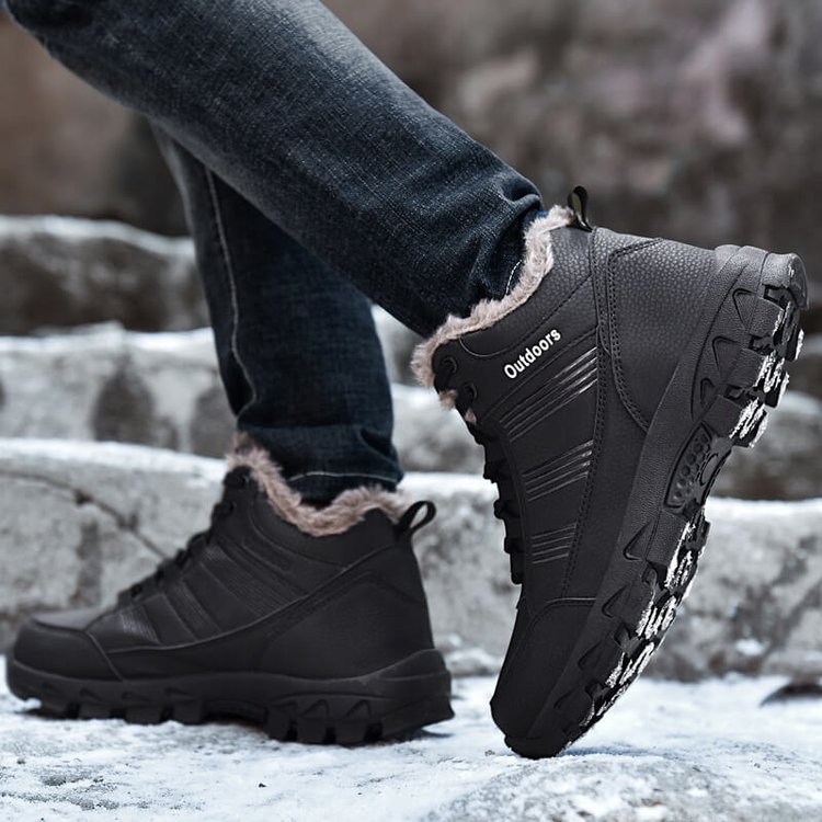 Men's Winter Plus Velvet Outdoor Anti-Ski Boots