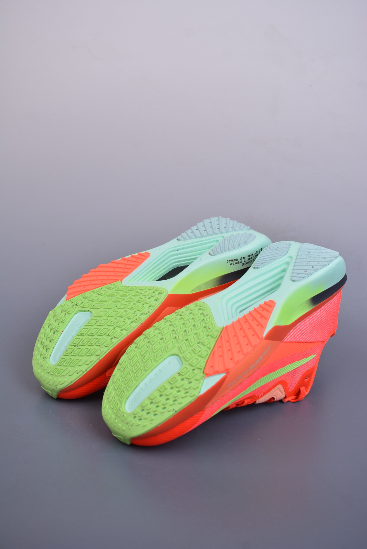Nike Air Zoom Rival Fly 4 running shoes orange red fluorescent green hook FV6040-600