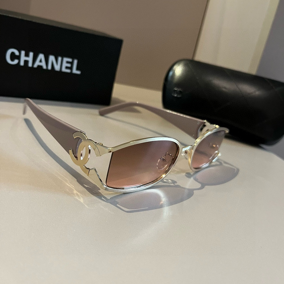 Chanel round frame sunglasses