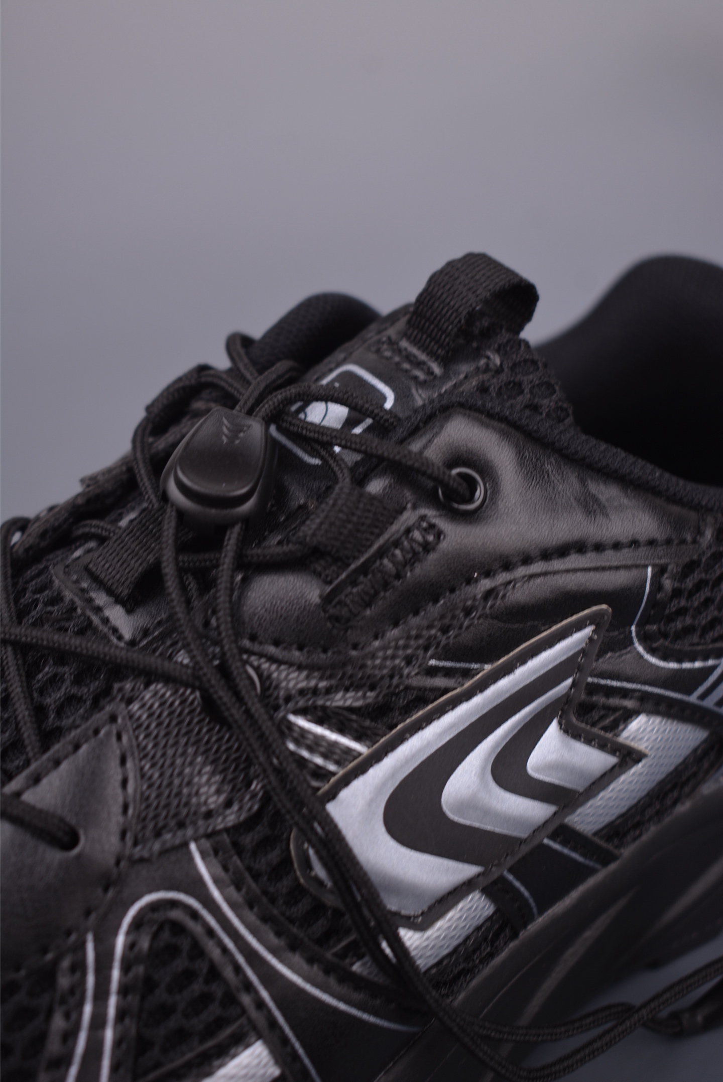 The North Face THE NEVER STOP LACE sneakers 