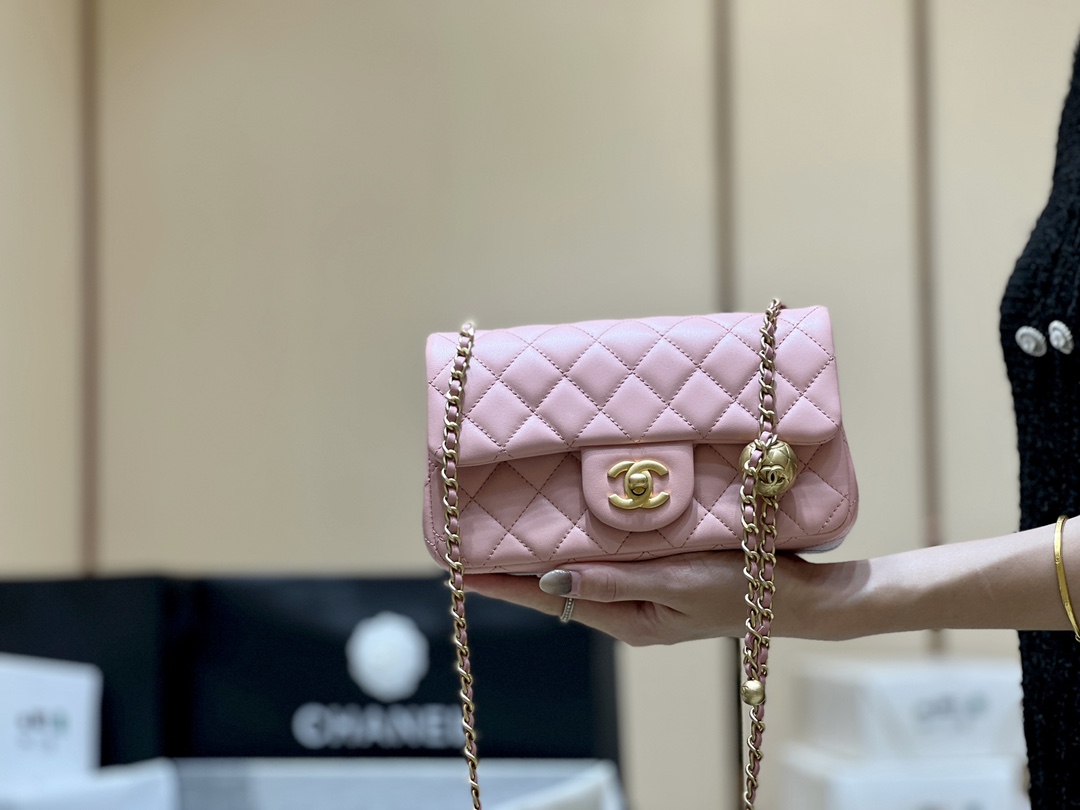 Chanel 23K cf mini chain bag AS1787