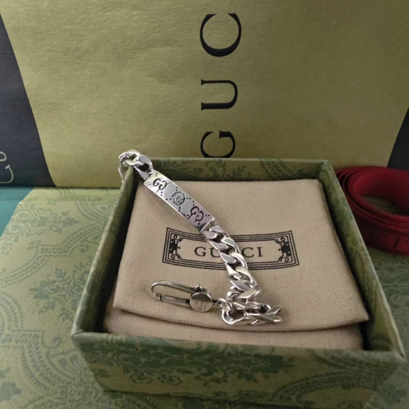 Gucci Skull Flat Chain Bracelet