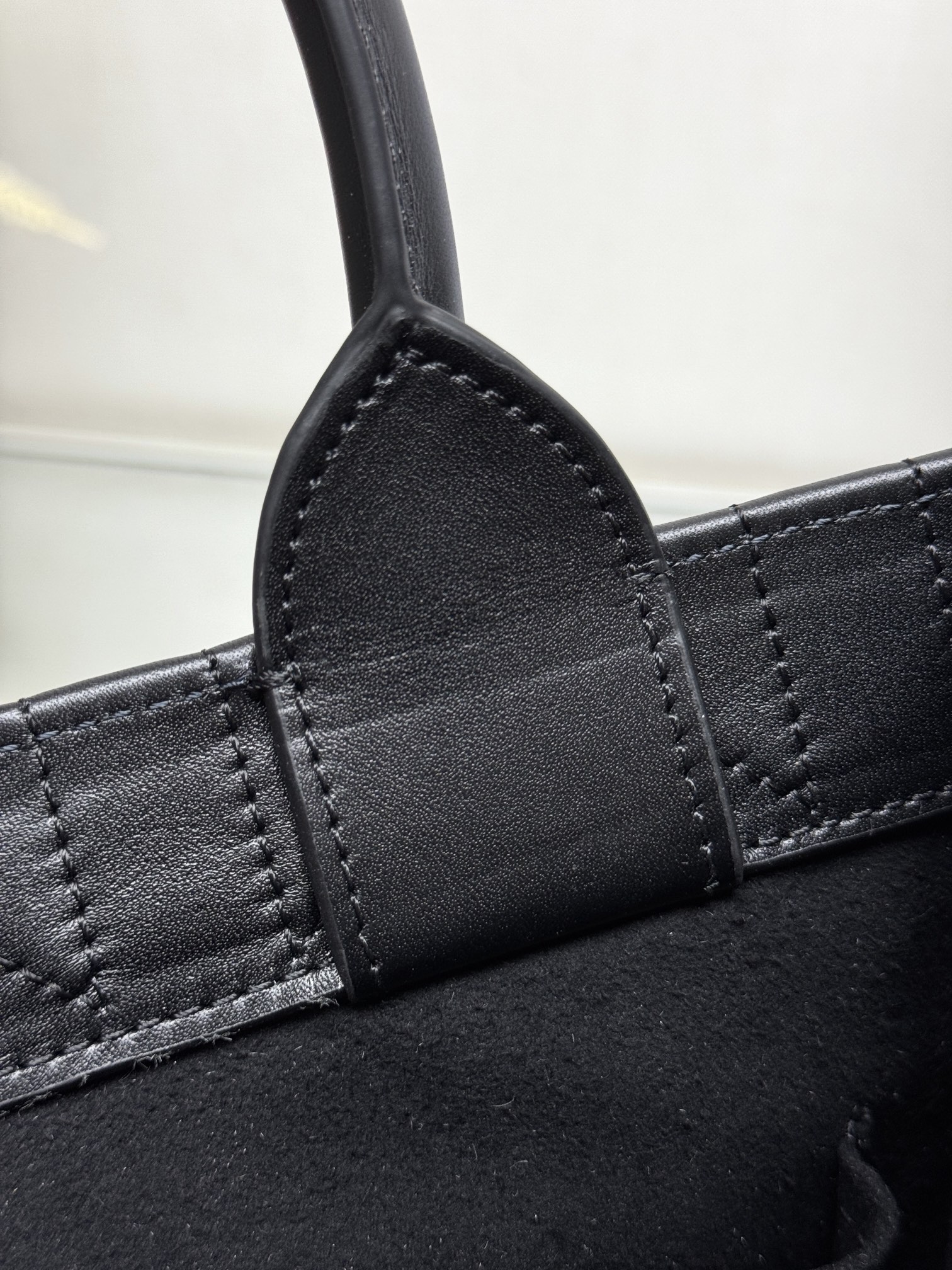 Dior BOOK TOTE handbag M1325