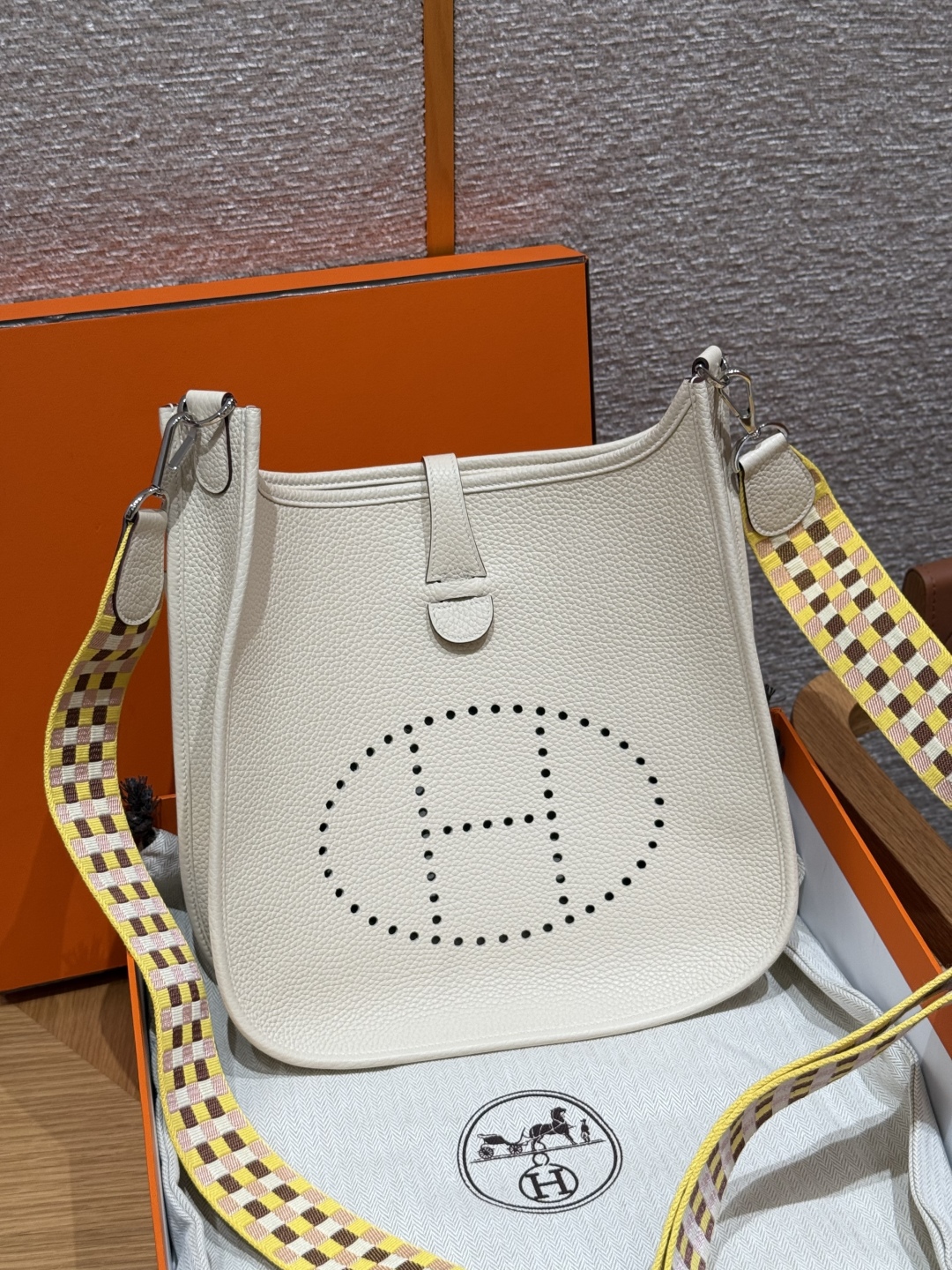 Hermès Evelyne i2nata Handbag (Handmade to order)