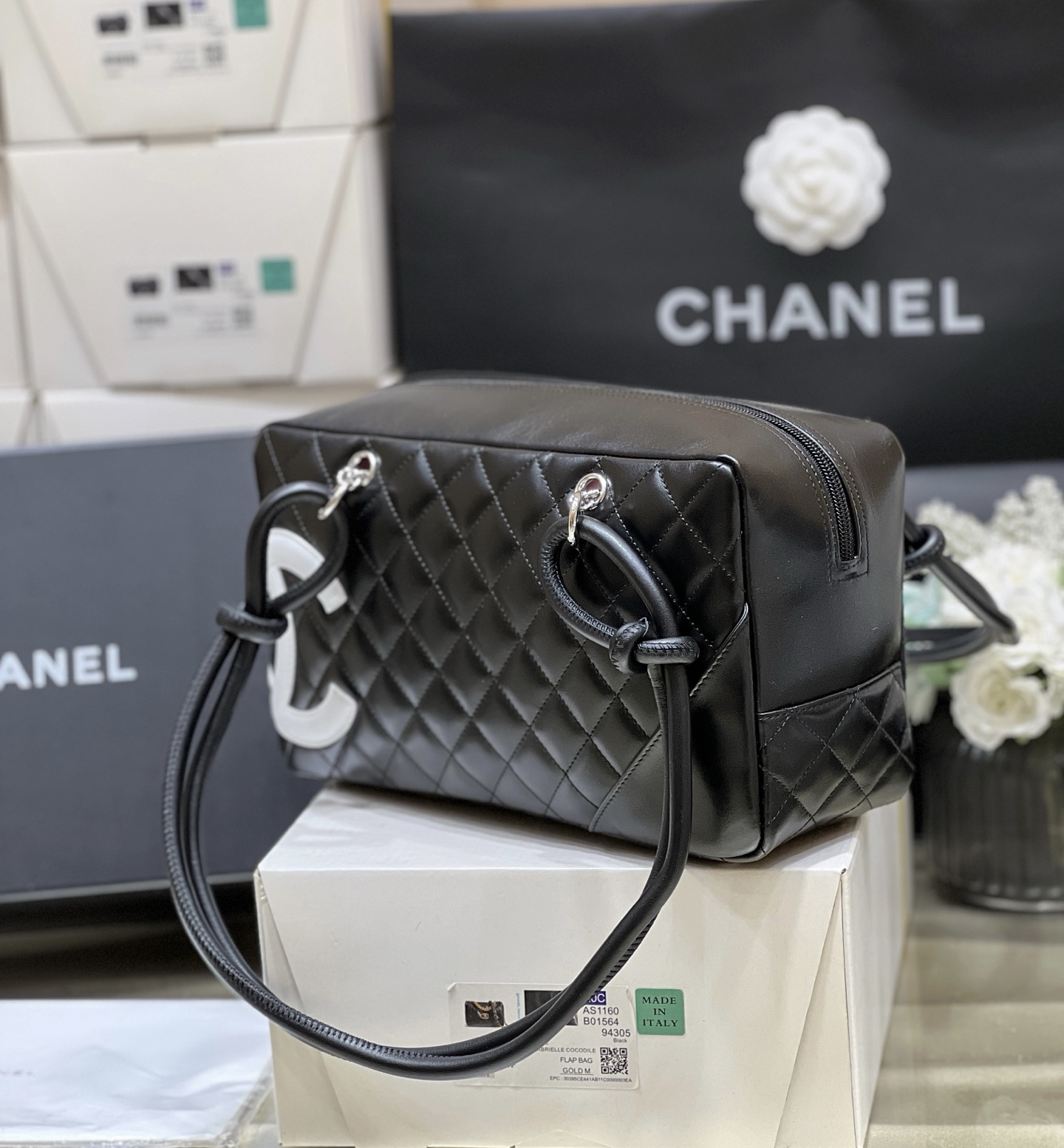 Chanel Used Kangpeng Large Pillow Bag A25171