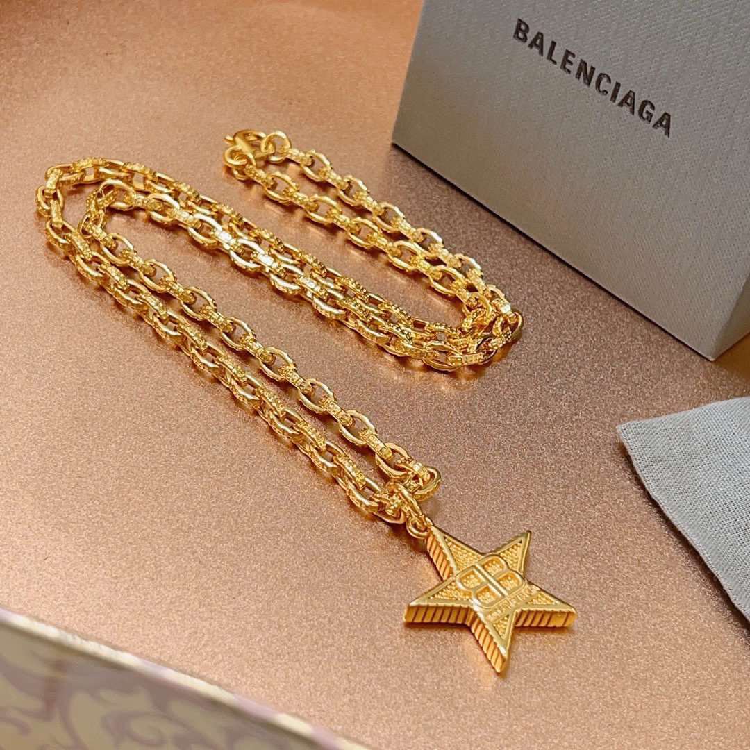 Balenciaga Gold Five-pointed Star Chain Necklace