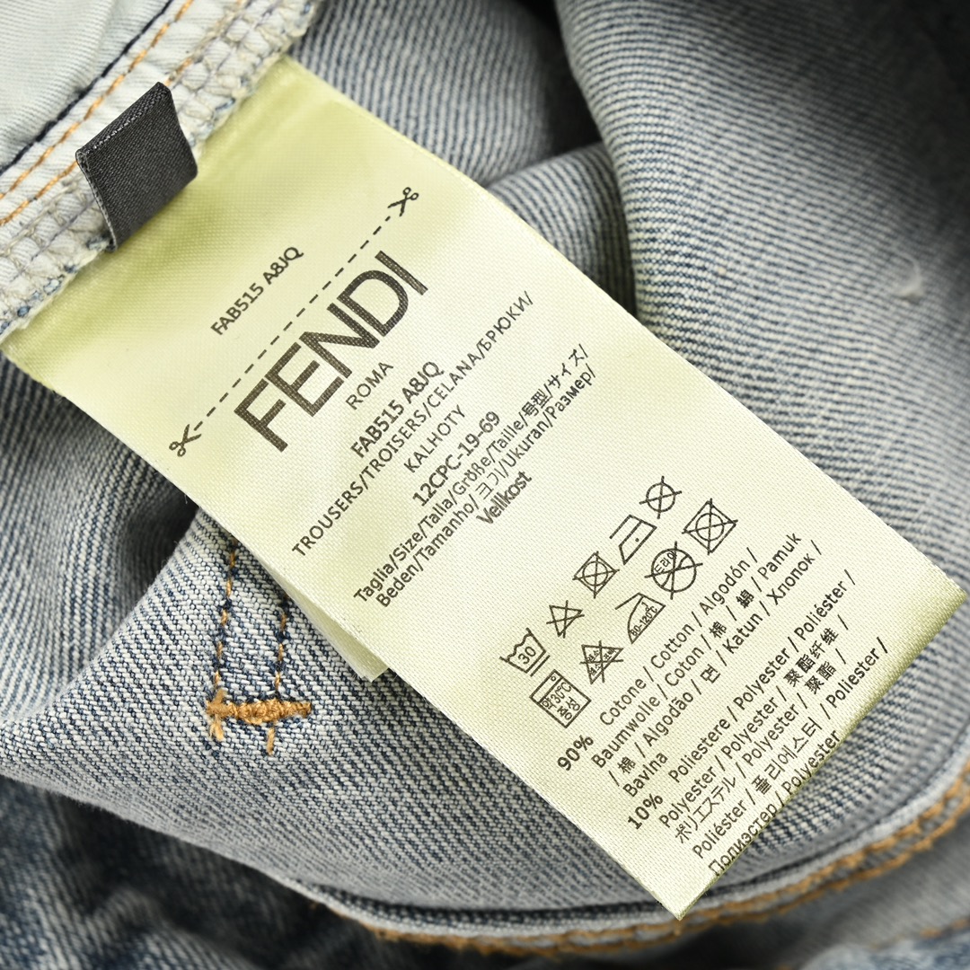 Fendi 23Fw monster eyes embroidered jeans