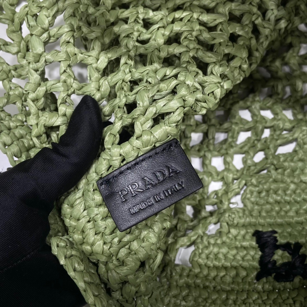 Prada Raffia Tote Bag 1BG393