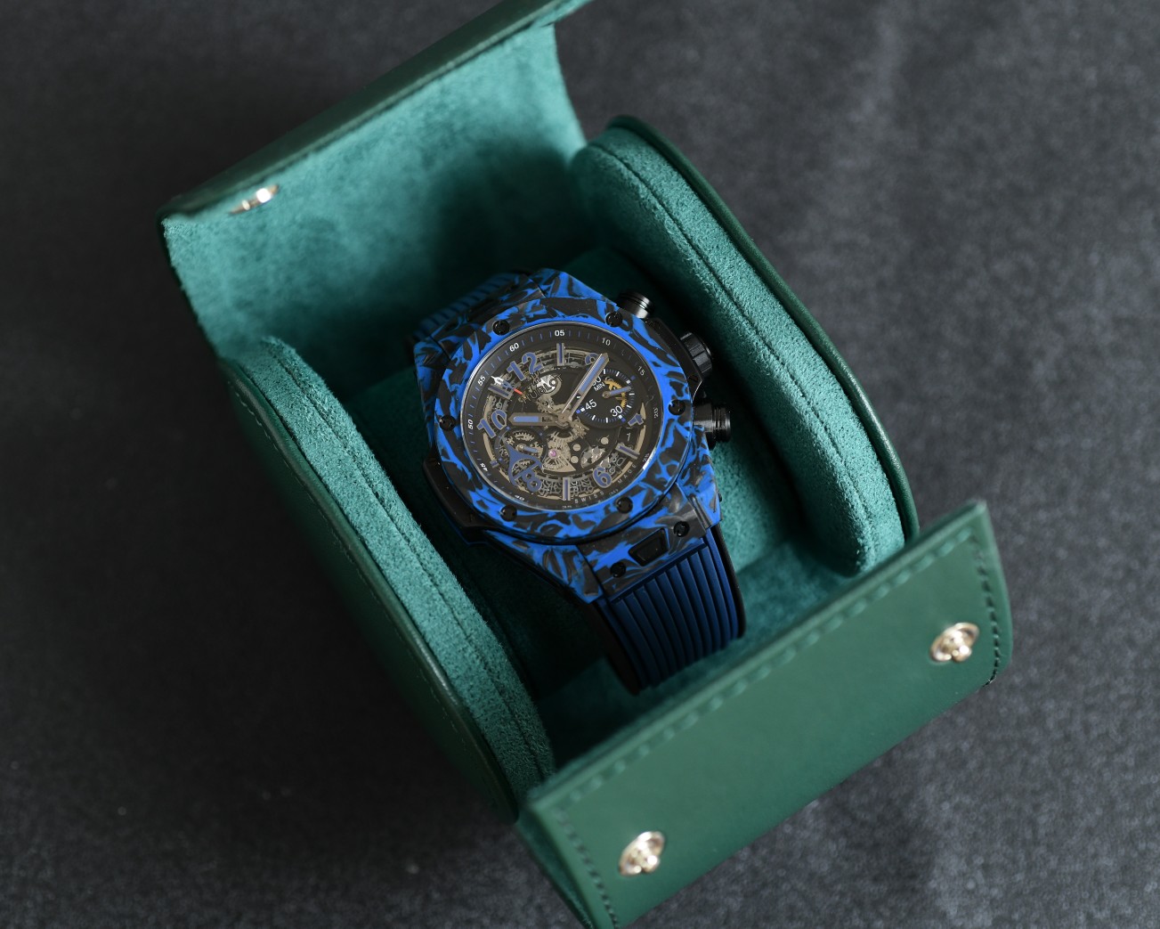 Hublot Big Bang Carbon Fiber Limited Edition