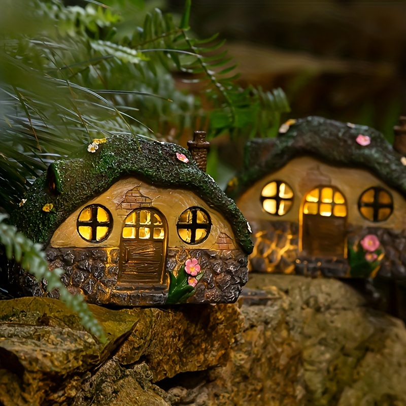 1pc Solar Garden Statue Lights, Fairy Garden House Cottage Figurines Solar Powered Resin Sculpture Outdoor Decor Light For Patio, Lawn, Yard Art Decoration, Housewarming Gift (Resin)