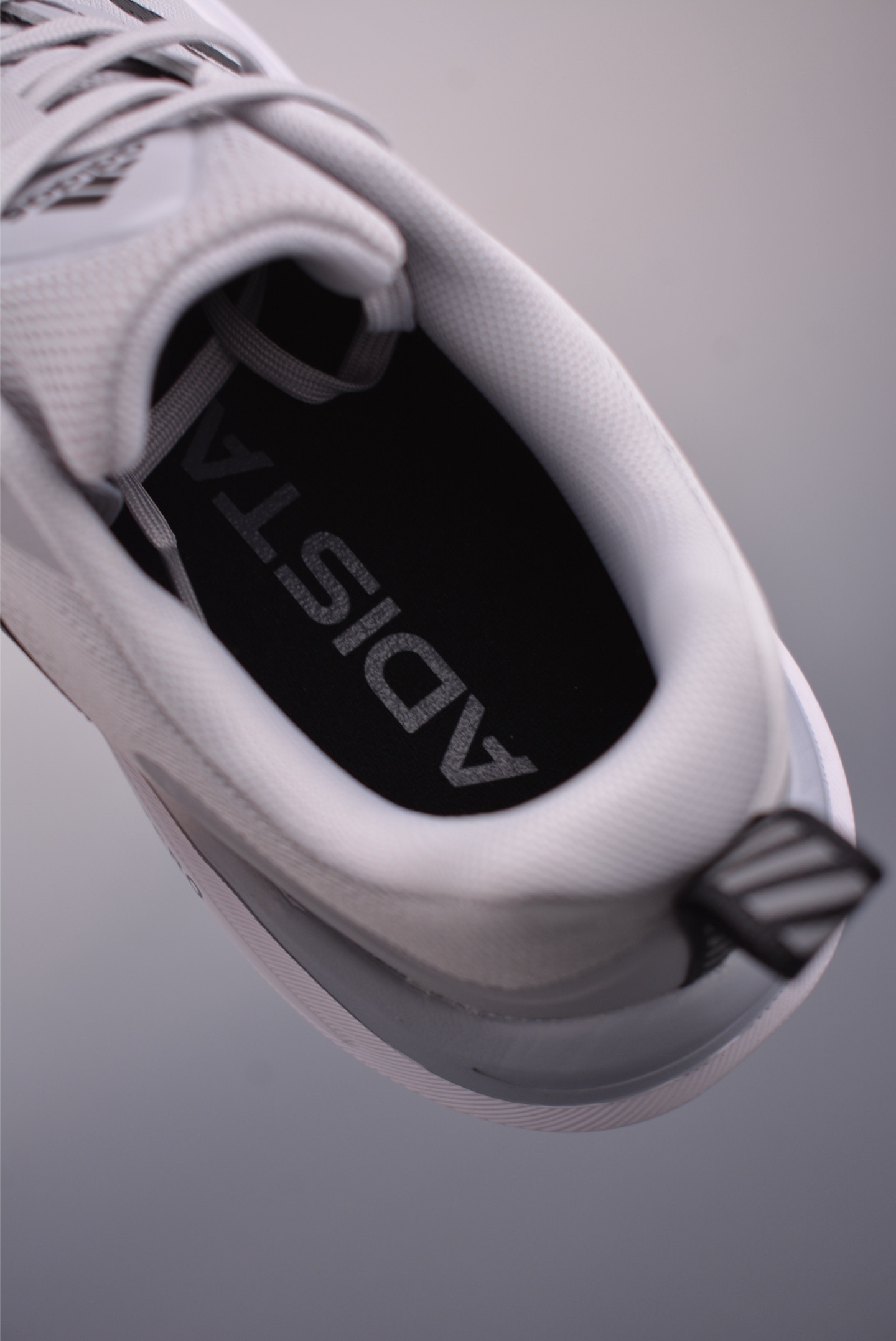 Adidas RESPONSE CTL7 