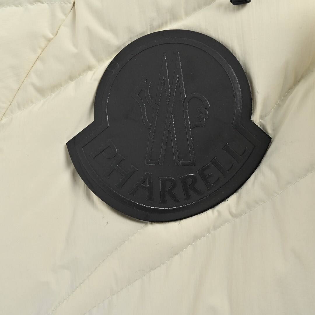 Moncler black label large logo hooded down jacket
