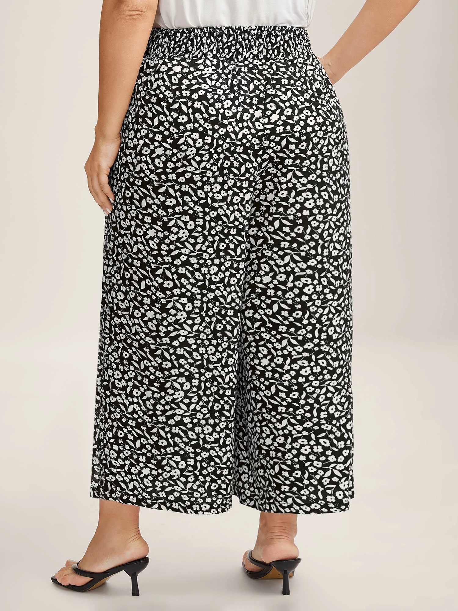 Ditsy Floral Print Wide-Leg Pants