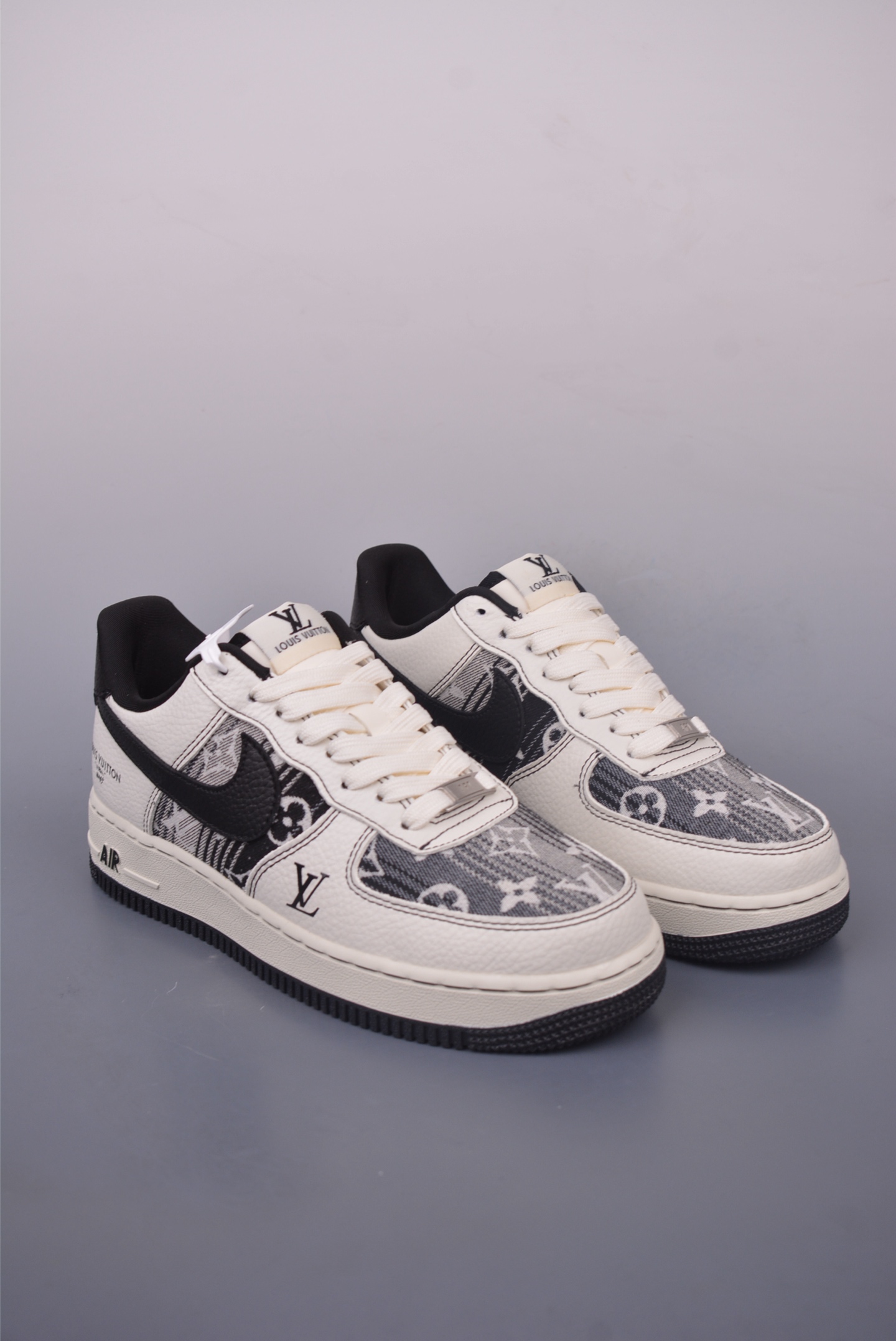 Louis Vuitton x Nike Air Force 1 07 LV8 Low Sneakers White and Black Print IB6388-001