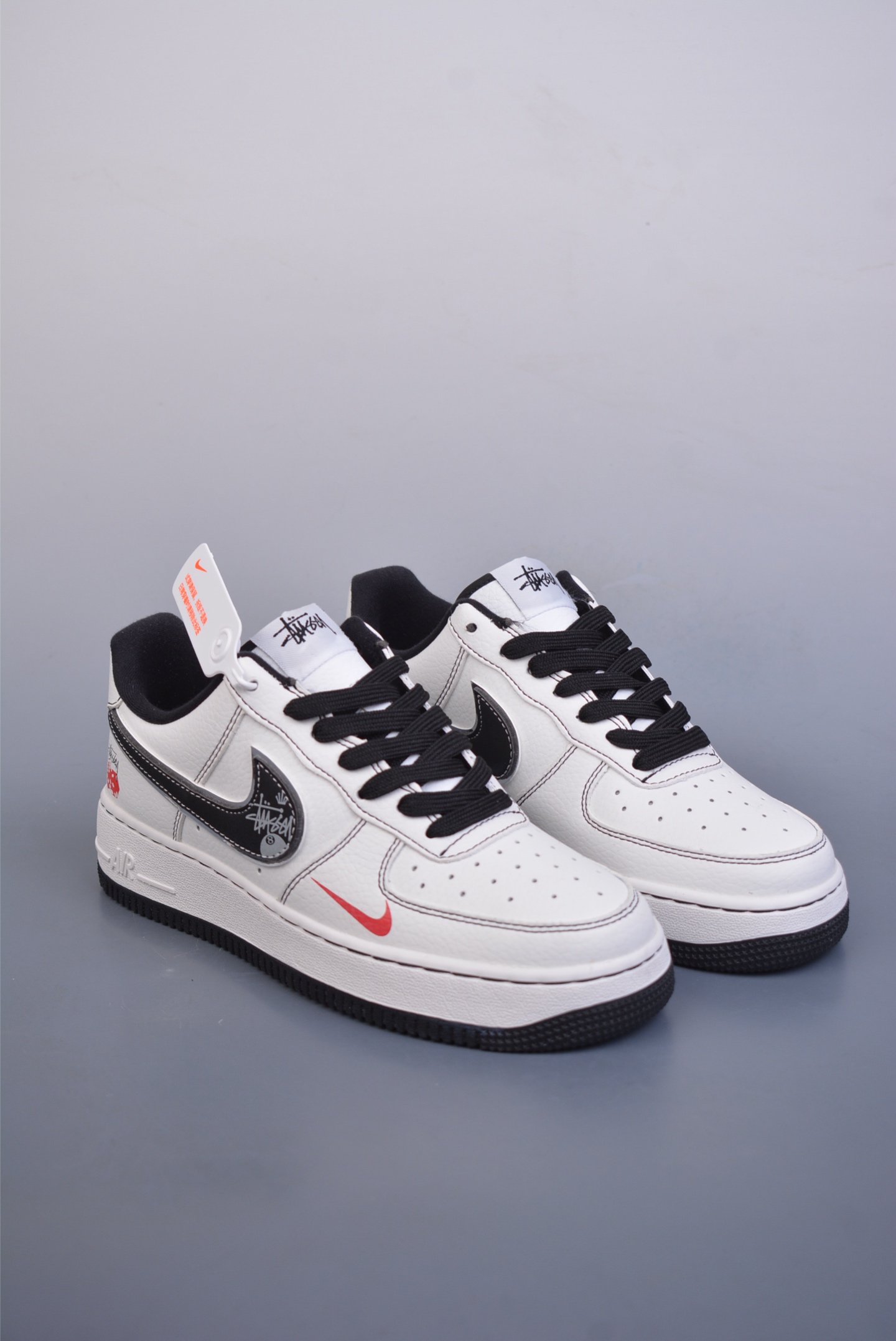 Stussy x Nike Air Force 1 07 Low Sneakers White and Black DQ6628-154
