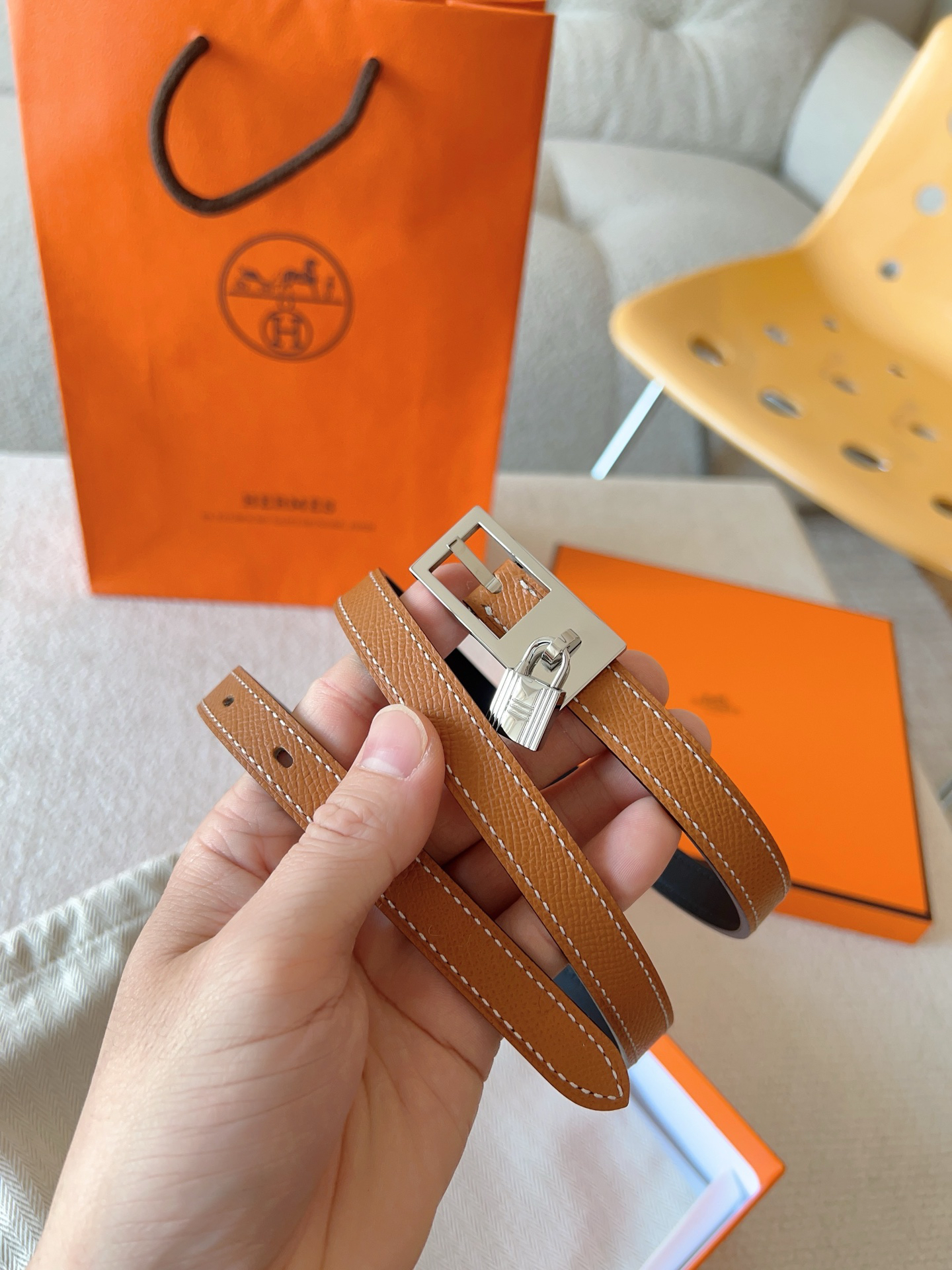Hermès Women's Calfskin Double-Sided Pin Buckle Belt 1.5cm Width
