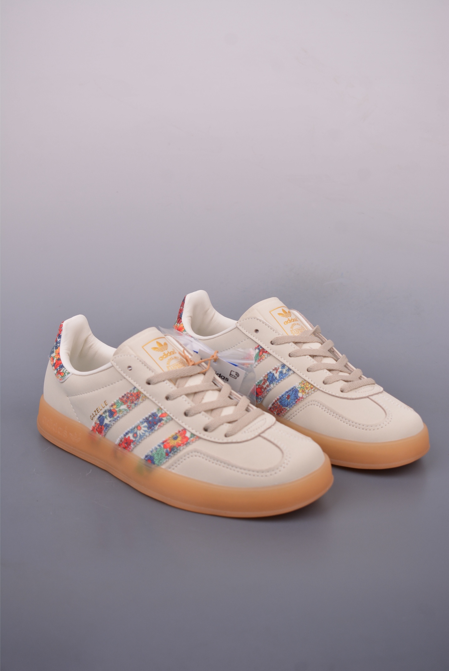 adidas Originals Gazelle INdoor Beige and Green Peanut Rubber Sole JH7370