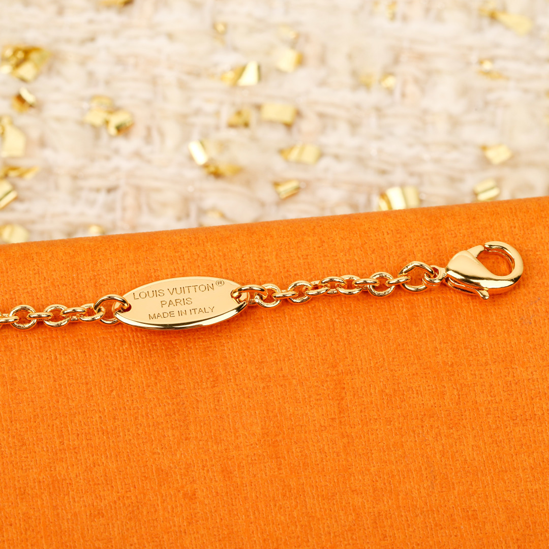Louis Vuitton Floral Diamond Necklace