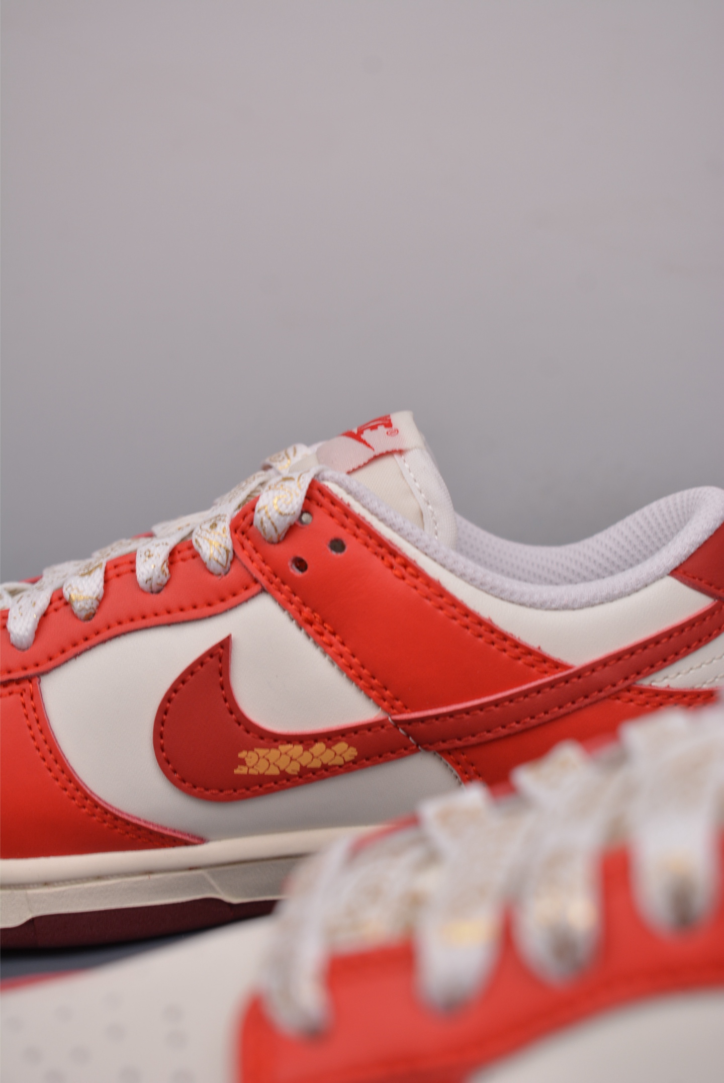 Nike SB Dunk LowYear of the Snake HJ3491-161