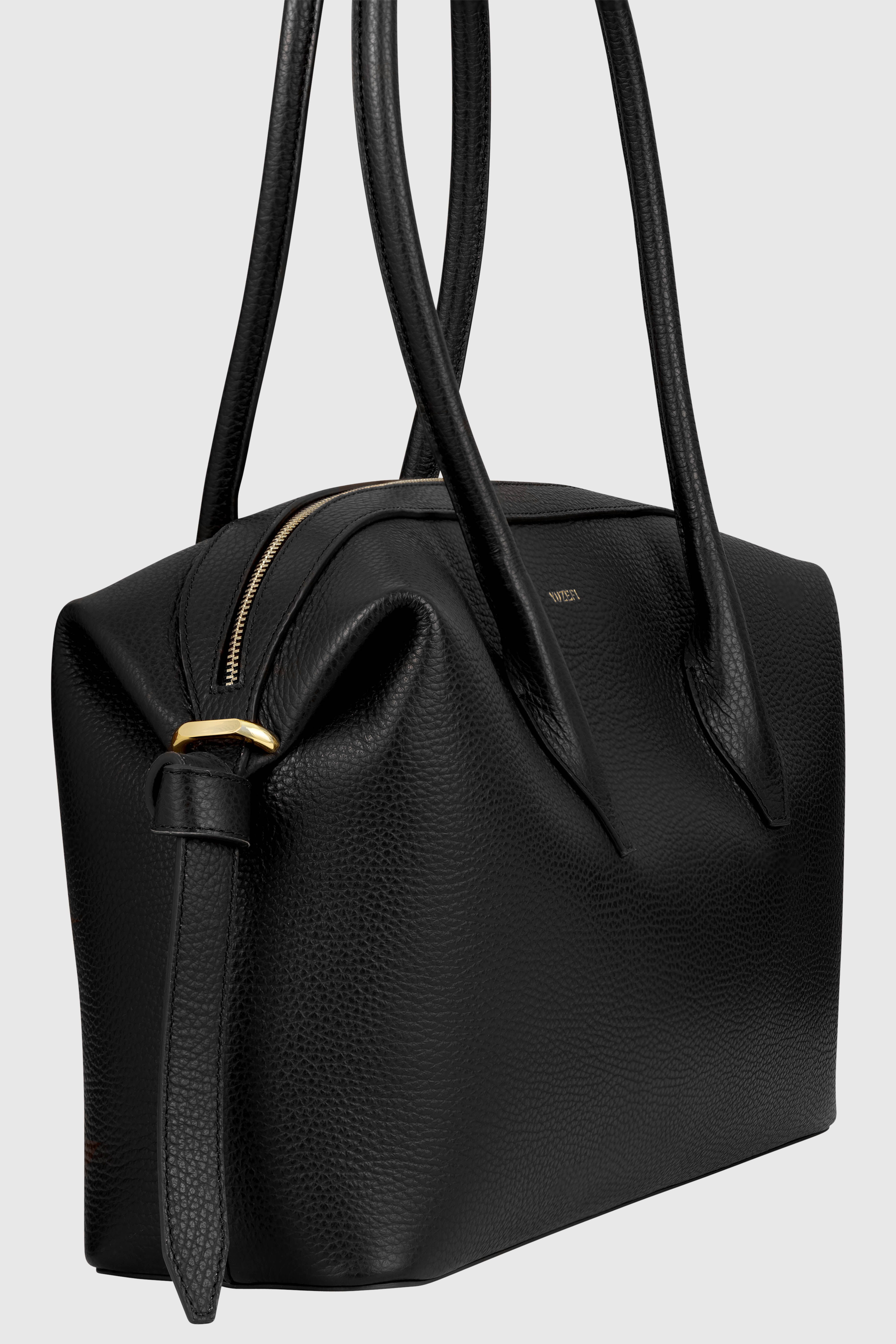BRIOCHE DUFFLE - BLACK PEBBLE GRAINED LEATHER