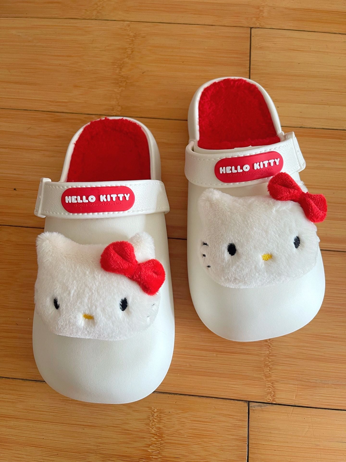 KT Slides Fuzzy for Women Slippers Winter Warm Plush Comfy Non-Slip Waterproof House Cloud Slide Slippers for Indoor Outdoor