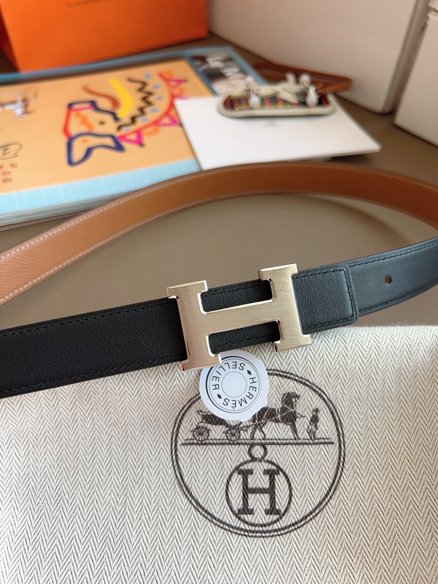 Hermès 2025 New Women's Double-Sided Belt 2.4cm Width