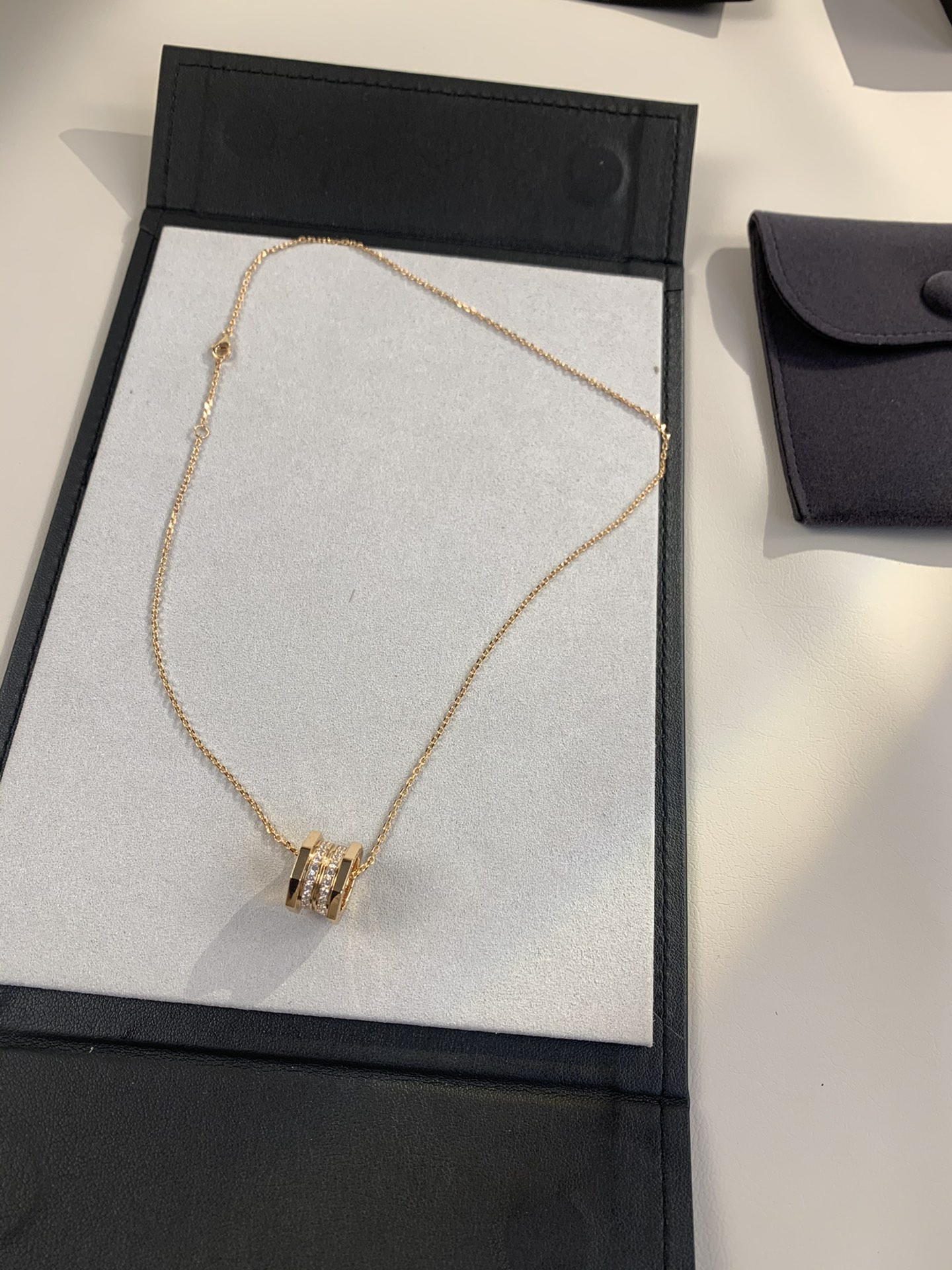 Cartier screw necklace