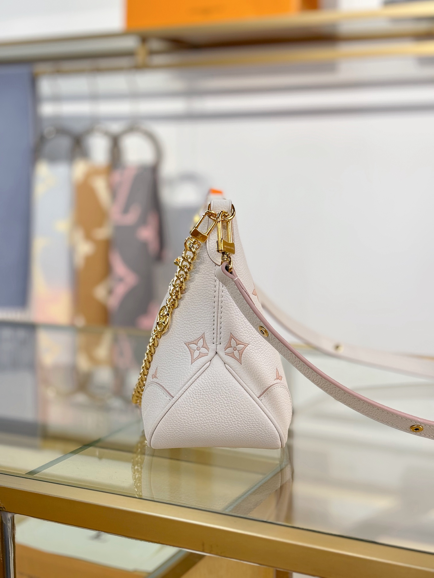 Louis Vuitton BOULOGNE handbag M14634