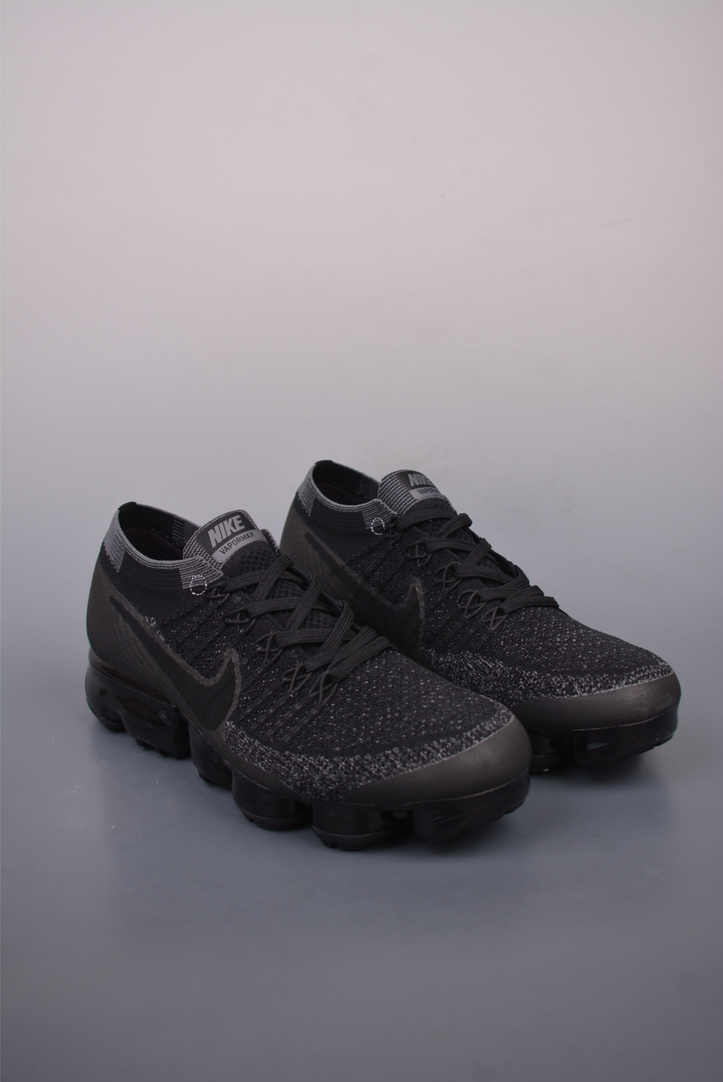 Nike Air Vapormax Flyknit 1.0 Triple Black 849558-007