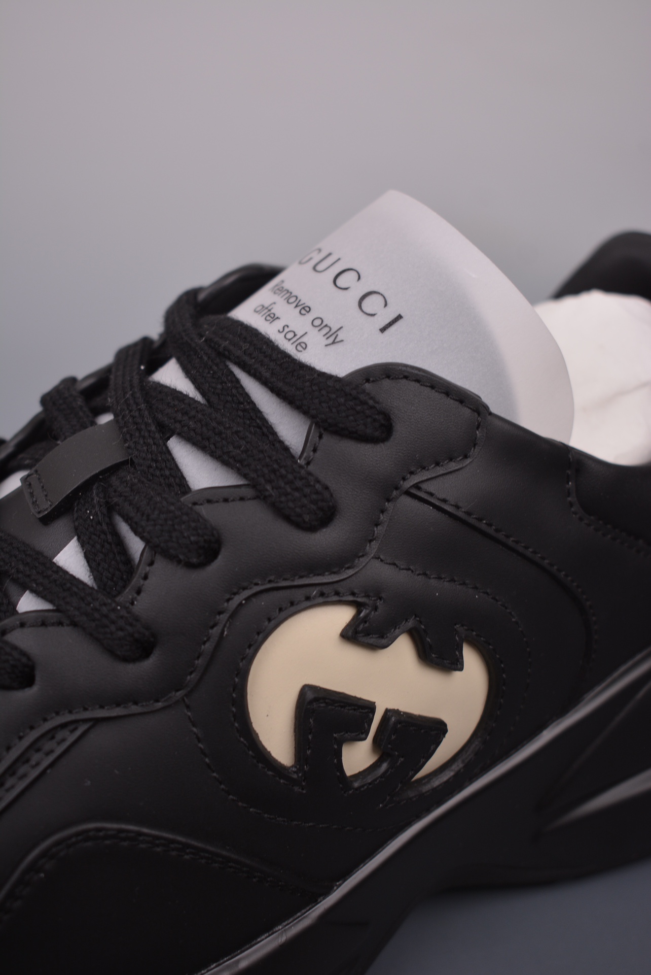 Gucci Leather Black and White Double G Hollow